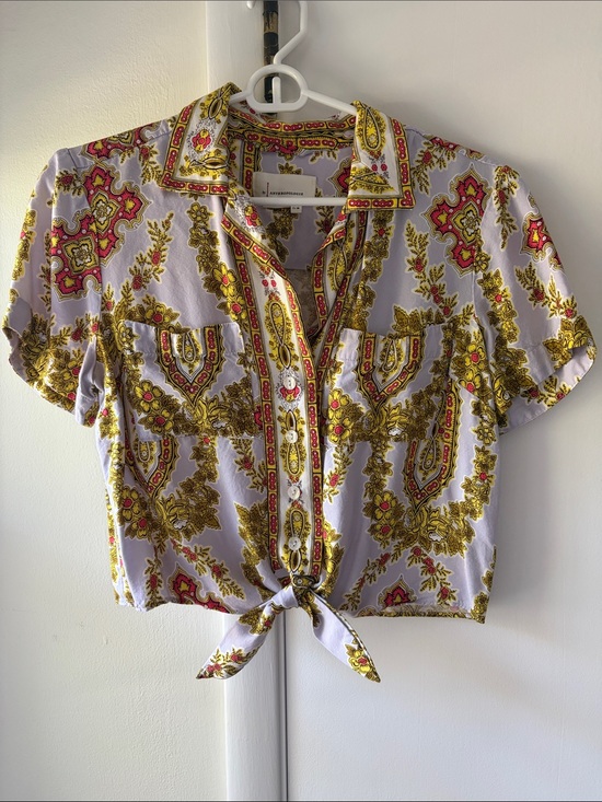 Anthropologie Tops - Anthropologie Short Tie-Front Button Shirt - Lavender with Gold & Pink Print
